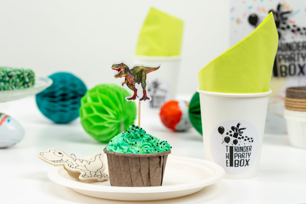 Kinderparty, Kindergeburtstag, Dino, Kinder Party Box, Einladungskarte, Kuchenrezepte