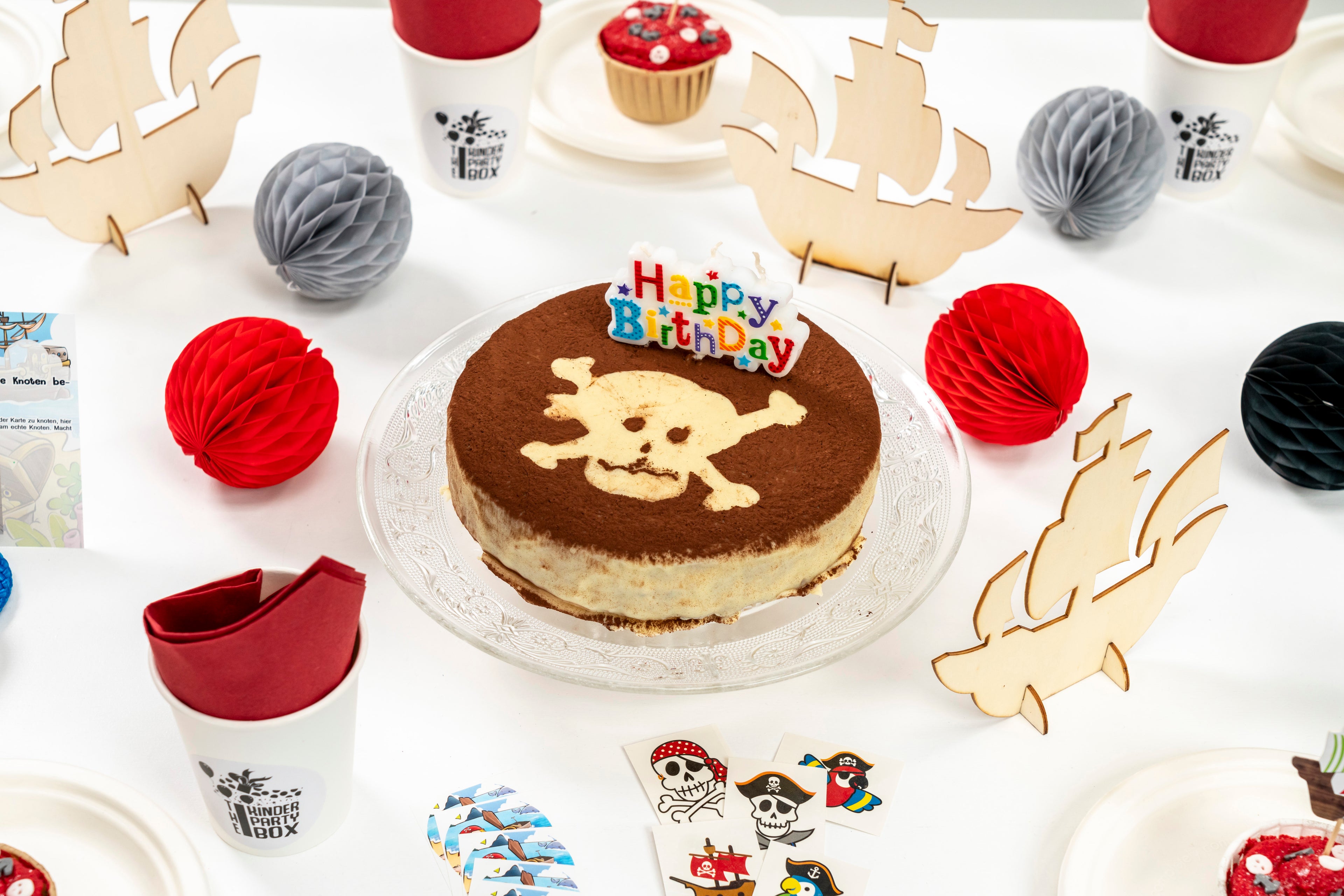 Kinderparty, Kindergeburtstag, Piraten, Kinder Party Box, Einladungskarte, Dekoration, Kuchenrezepte, Spielideen