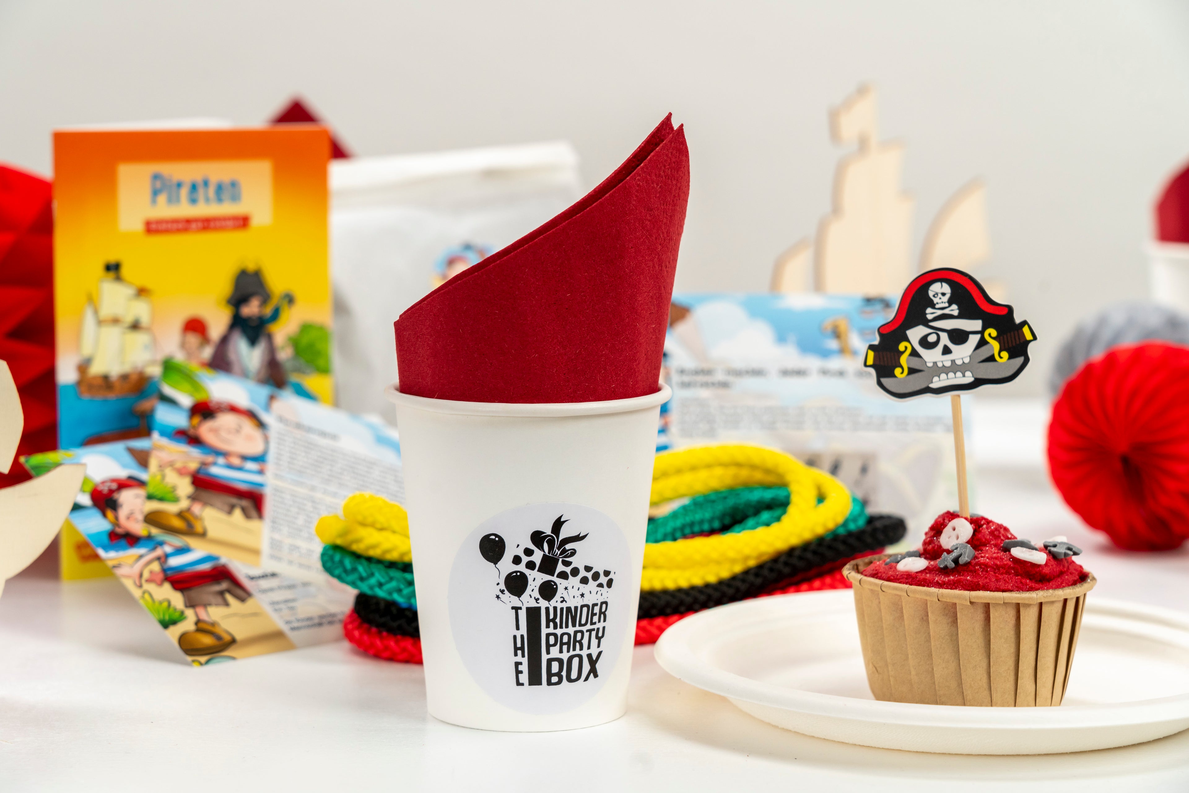 Kinderparty, Kindergeburtstag, Piraten, Kinder Party Box, Einladungskarte, Dekoration, Kuchenrezepte, Spielideen